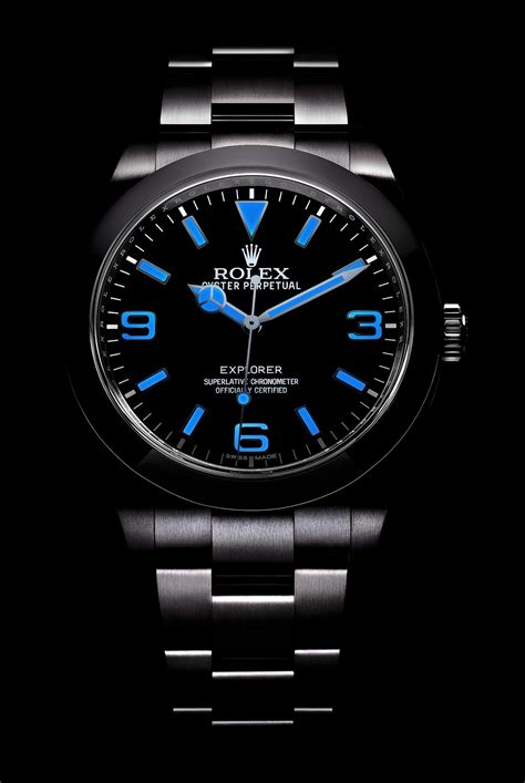 rolex explorer leuchtmasse|Rolex explorer 214270 dial.